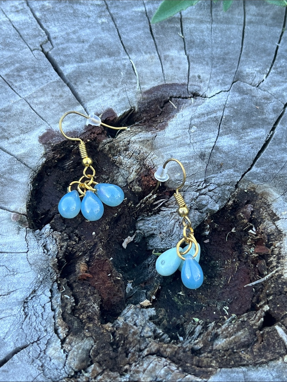 Blue Teardrop Beaded Gold-Tone Dangle Earrings Boho Vintage Style